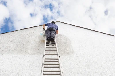 Peinture extérieure à Compolibat — façades et ravalement